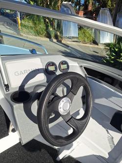 2025 QUINTREX 450 Fishabout