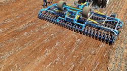 0 Farmet Softer Pro 800 Trailed Speed Disc BLUE