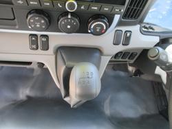 2024 Fuso Canter 615 615 city cab tipper White