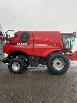 2014 CASE IH 7230 red