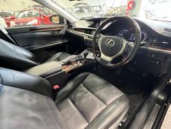2014 Lexus ES 300h Sports Luxury AVV60R Onyx