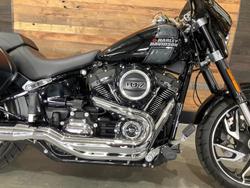 2023 Harley-Davidson Sport Glide 107 (FLSB) Softail Black