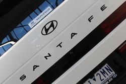 2025 Hyundai
Santa Fe Calligraphy