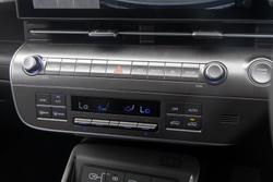 2024 Hyundai
                Kona Premium