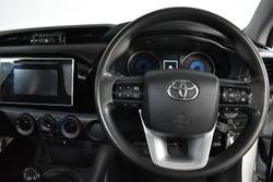 2020 Toyota
Hilux Workmate