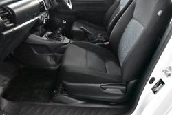 2020 Toyota
Hilux Workmate