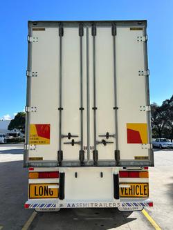 2012 Maxitrans St3 22 Pallet -28 Freezer, Double Stacker