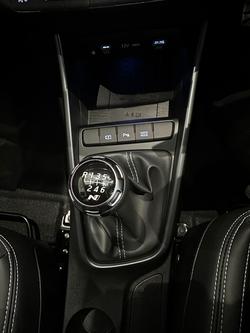 2024 Hyundai i20 N BC3.V2 MY25 Atlas White + Black Roof