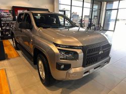 2024 Mitsubishi
Triton GLX+