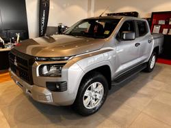 2024 Mitsubishi
Triton GLX+