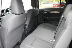 2025 Isuzu
                MU-X LS-U
