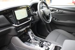 2025 Isuzu
                MU-X LS-U