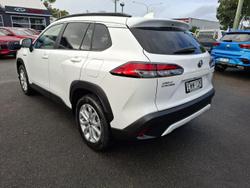 2022 Toyota
                Corolla Cross GXL