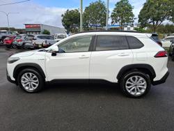 2022 Toyota
                Corolla Cross GXL