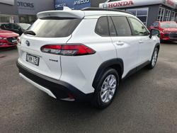 2022 Toyota
                Corolla Cross GXL