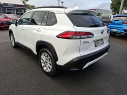 2022 Toyota
                Corolla Cross GXL