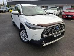 2022 Toyota
                Corolla Cross GXL