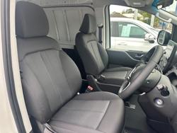 2024 Hyundai
                STARIA LOAD 