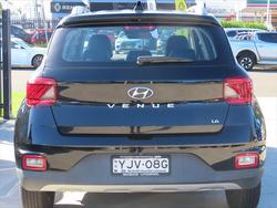 2019 Hyundai
Venue Go