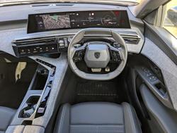 2025 Peugeot 3008 Allure Hybrid P64 MY25 Titanium Grey