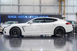2014 Porsche
Panamera Diesel