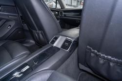 2014 Porsche
Panamera Diesel
