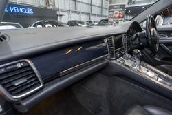 2014 Porsche
Panamera Diesel