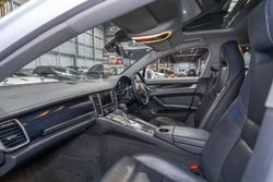 2014 Porsche
Panamera Diesel