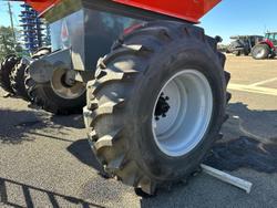 0 AGRIMEC Granbox Standard 16000 Chaser Bin New RED