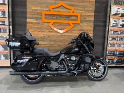 Harley-Davidson Street Glide Ultra 117 (flhxu)