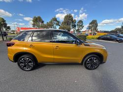 2024 Suzuki
Vitara Turbo