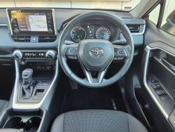 2021 Toyota
RAV4 GX