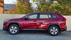 2021 Toyota
RAV4 GX