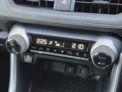 2021 Toyota
RAV4 GX