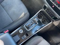 2020 Mitsubishi
Outlander ES