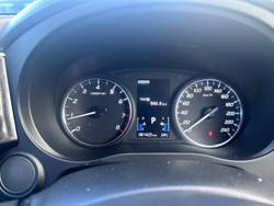 2020 Mitsubishi
Outlander ES