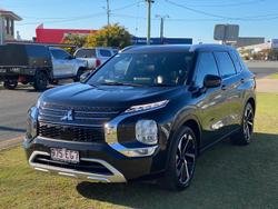 2022 Mitsubishi
                Outlander Exceed