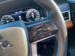 2022 Mitsubishi
                Outlander Exceed