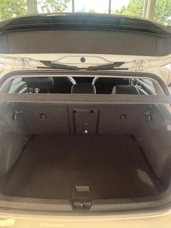 2025 Volkswagen Golf 110TSI Style 8.5 MY25 Pure White