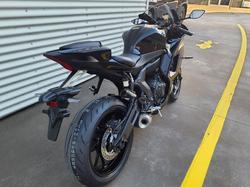 2025 Yamaha YZF-R7 LAMs YZF-R Black