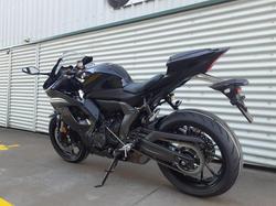 2025 Yamaha YZF-R7 LAMs YZF-R Black