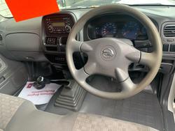 2012 Nissan
Navara DX
