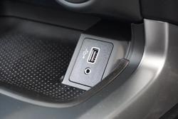 2024 Nissan Navara SL