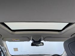 2025 LDV
D90 Executive