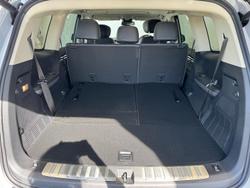 2025 LDV
D90 Executive