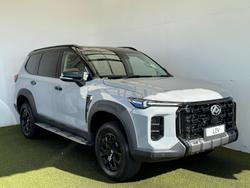 2025 LDV
D90 Executive