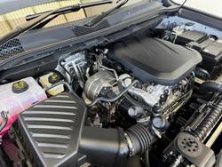 2025 LDV
D90 Executive