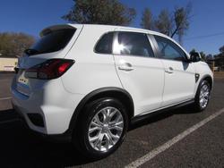 2024 Mitsubishi
ASX ES