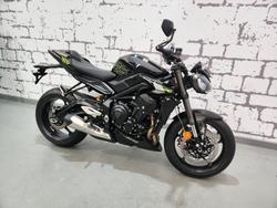 2025 Triumph Street Triple RS Street Triple Black