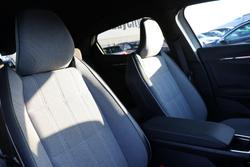 2024 Renault Megane E-Tech Techno EV60 XCB MY24 Solid White with Diamond Black roof